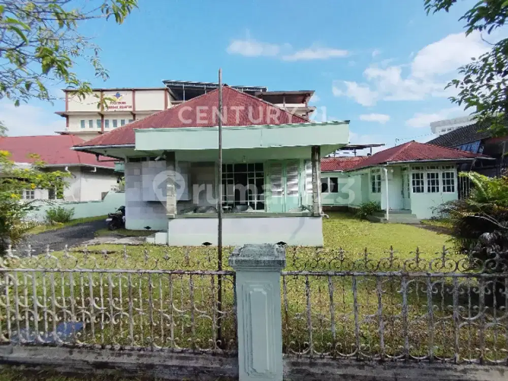 Hunian Langka Arsitektur Klasik Lahan Luas & Strategis Jl. Tamar