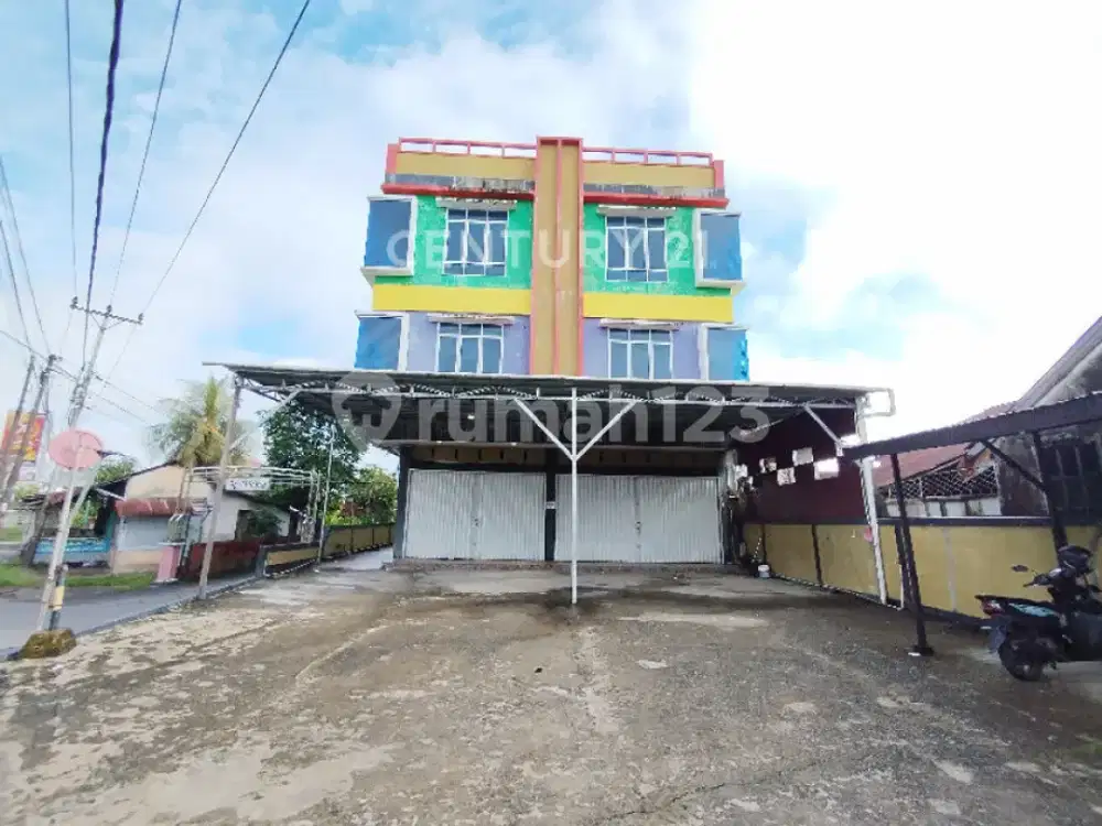 Ruko 3 Lantai Full Beton Pal Lima Pontianak Barat Parkir Luas