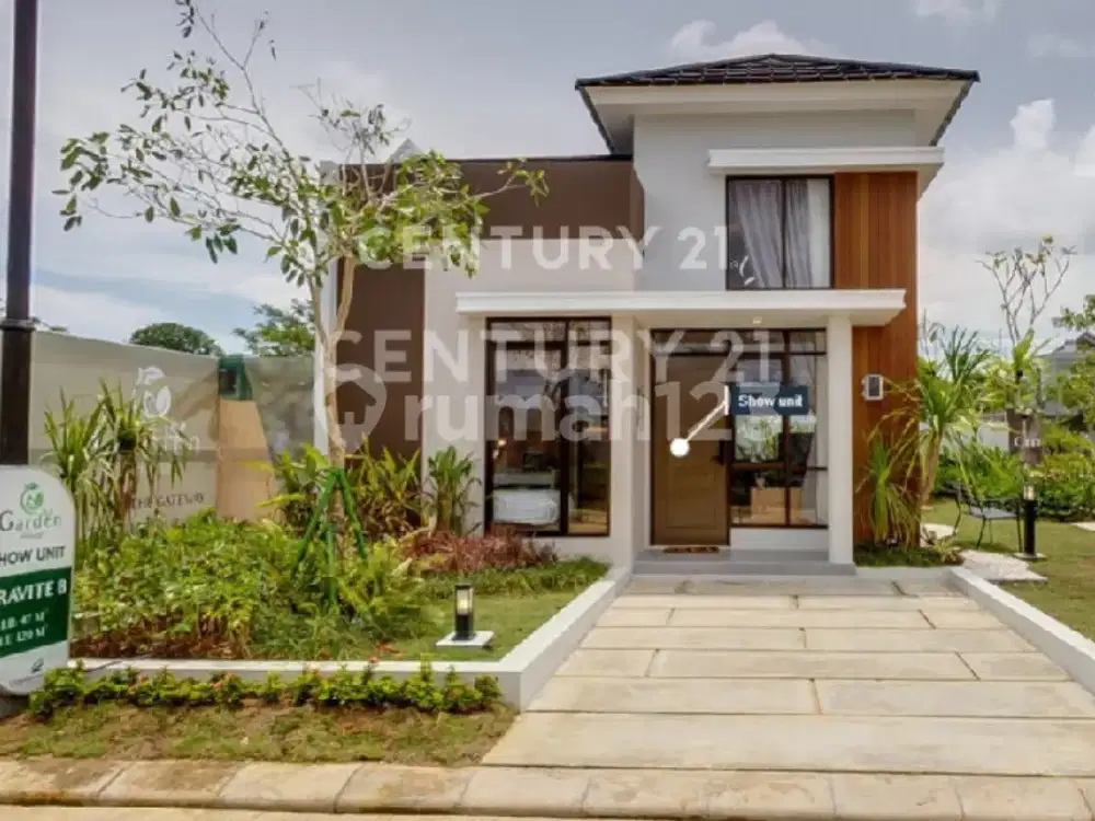 Rumah Cga dengan Fasiltas Kolam Renang dan Gym Pontianak