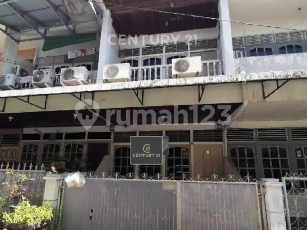Rumah 2 Lantai Kawasan Jl Podomoro Tengah Kota Siap Huni