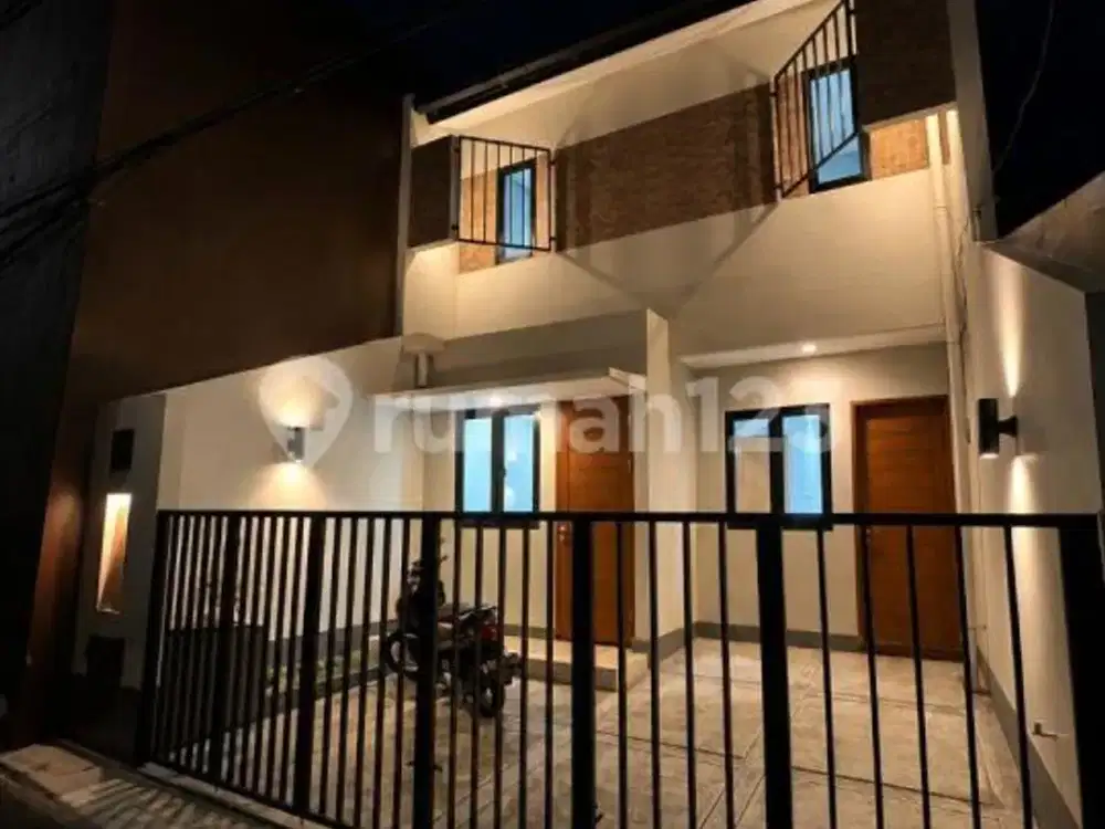 Rumah Baru, Cantik, Siap Huni dan Bebas Banjir