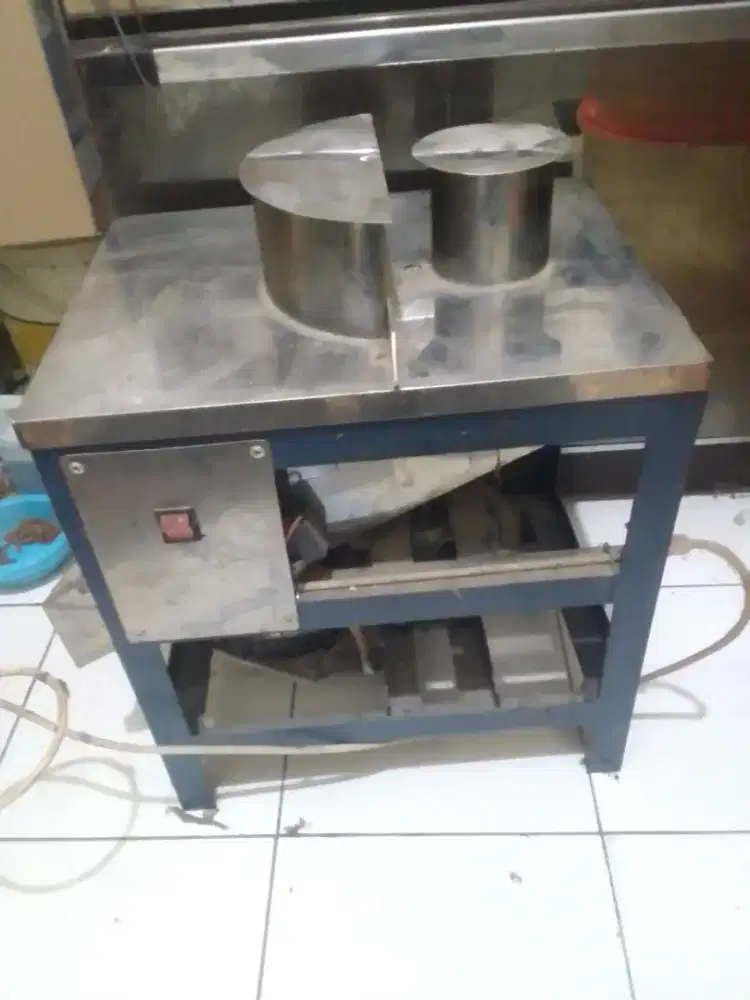 Mesin perajang singkong dan pisang