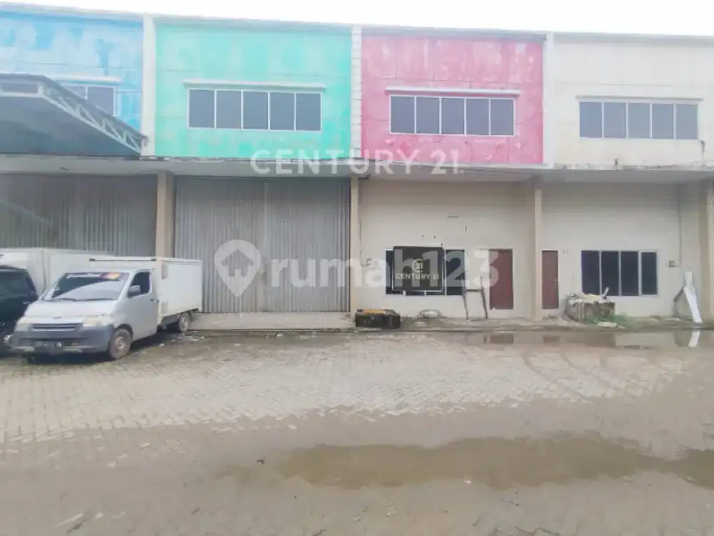 Gudang Jl. Arteri Supadio Pergudangan Equator