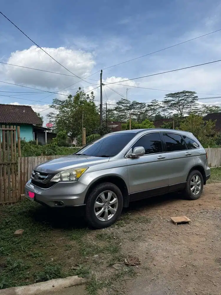 Honda CR-V 2010 Bensin