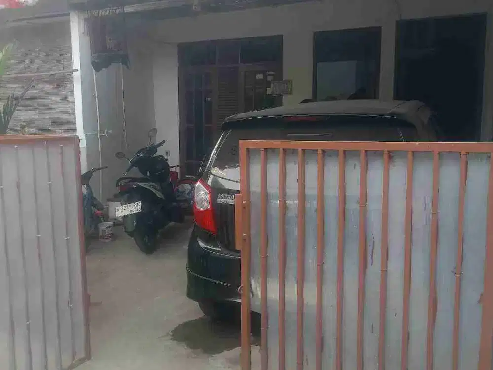 rumah scond terawat dekat mesjid alkhairot Condet Jakarta timur