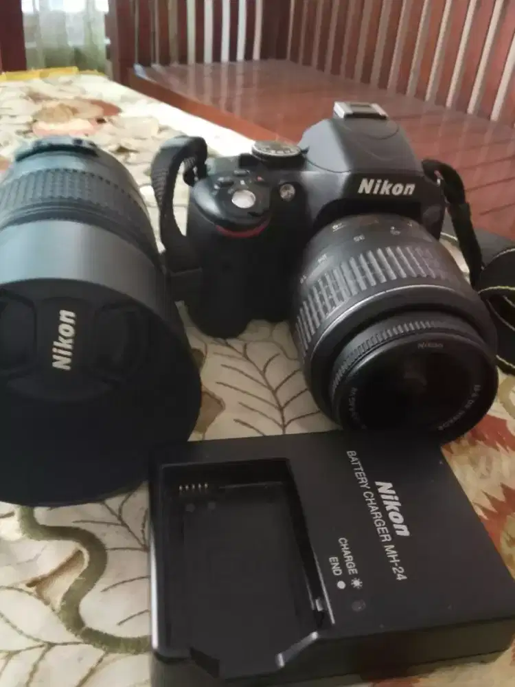Di jual kamera nikon D5100