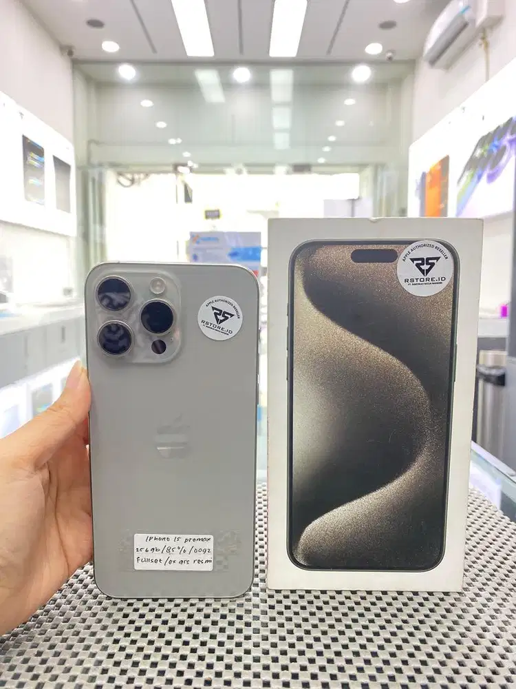 iPhone 15 Pro Max 256Gb Fullset, ex garansi resmi indonesia