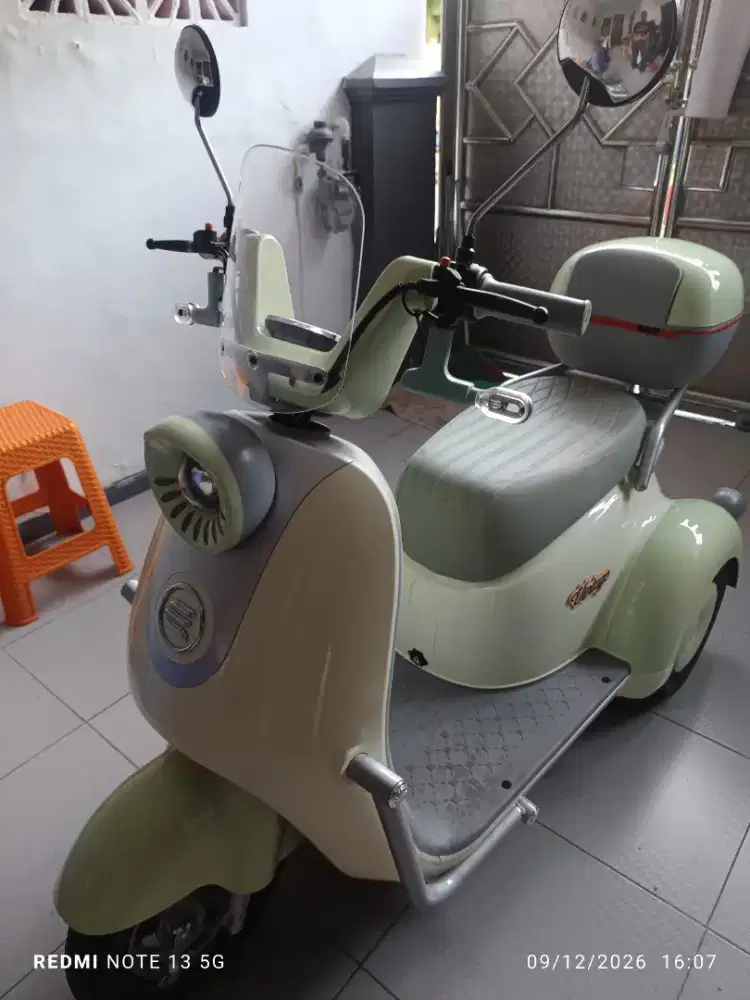 Dijual Selis Roda 3 Saige Vintage kondisi ok baru pakai 1.5 bulan
