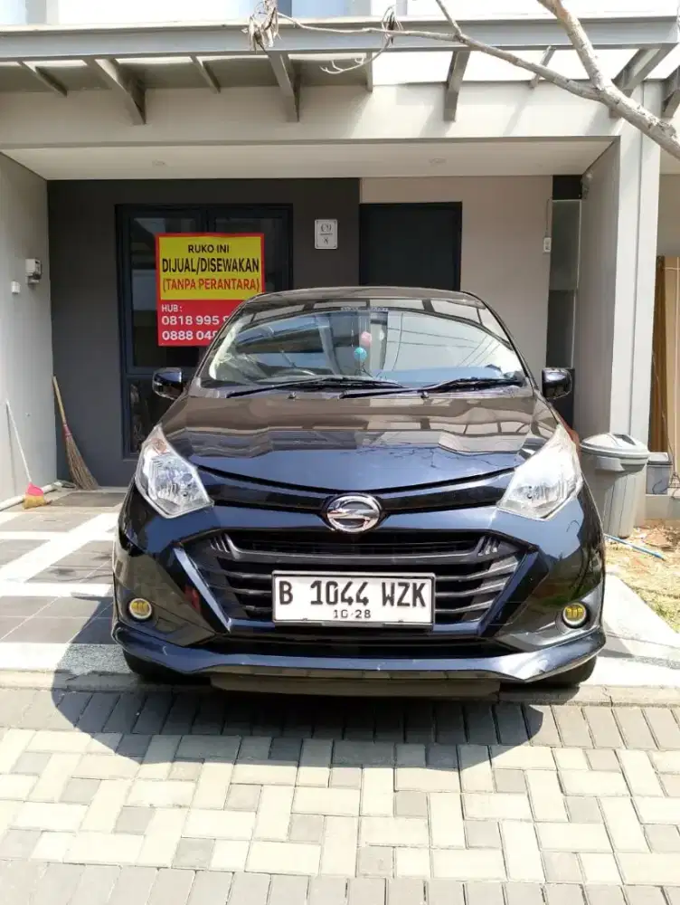 SIGRA TYPE M warna hitam