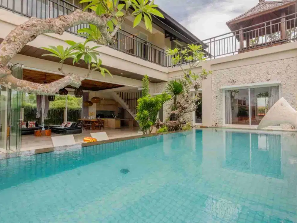 for sale villa modern style ocean and GWK view at Kampial Kutuh Kuta Selatan