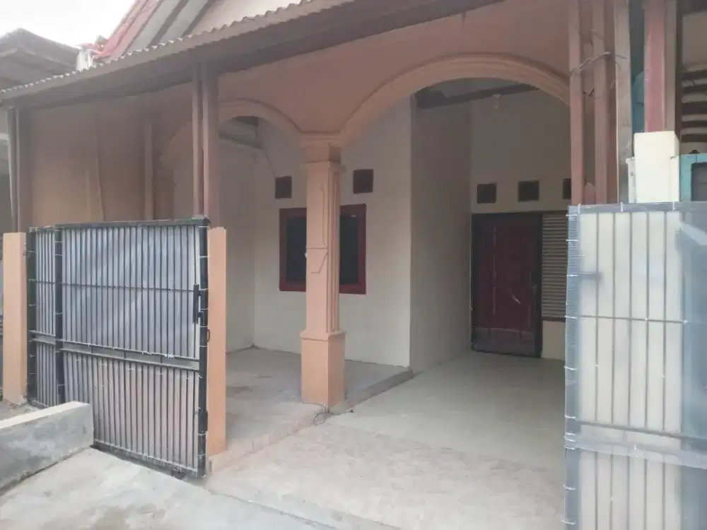 Rumah Di perumahan citra Gading
