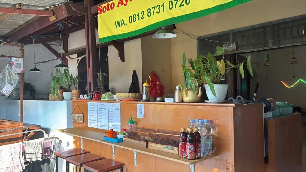 Meja bar kayu dan meja makan bisa di lipat