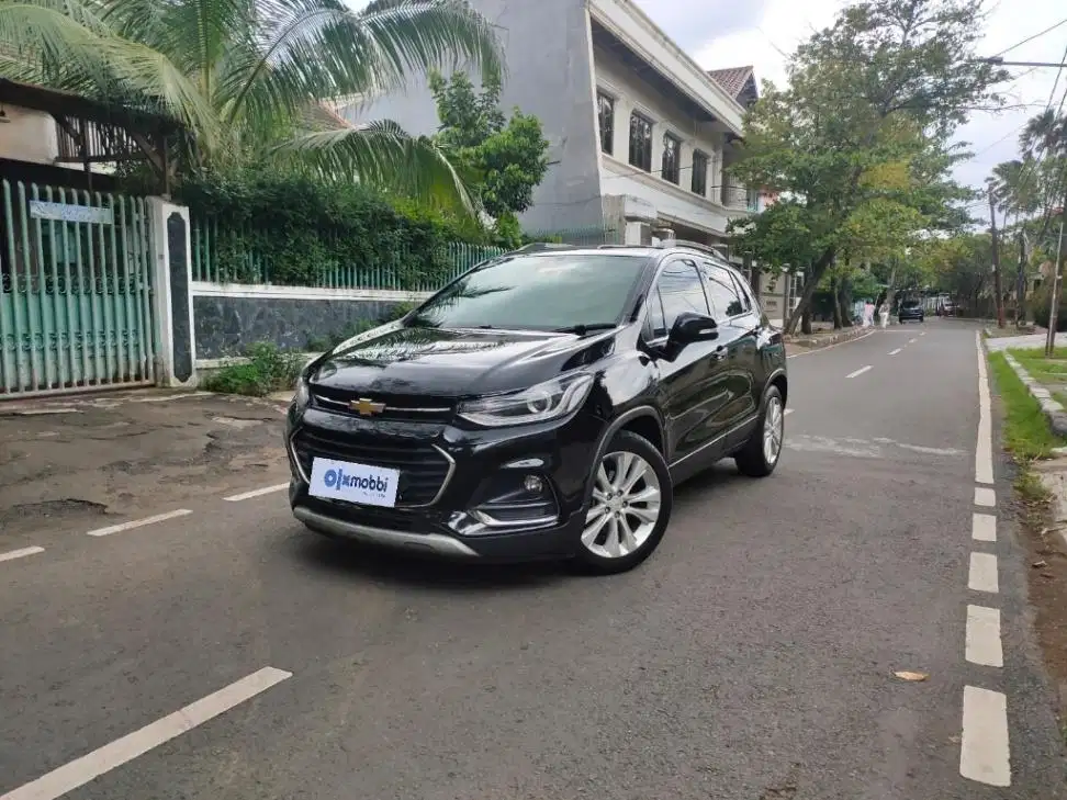 TDP 6, JT Chevrolet Trax 1.4 Turbo LTZ Bensin-AT Hitam 2016