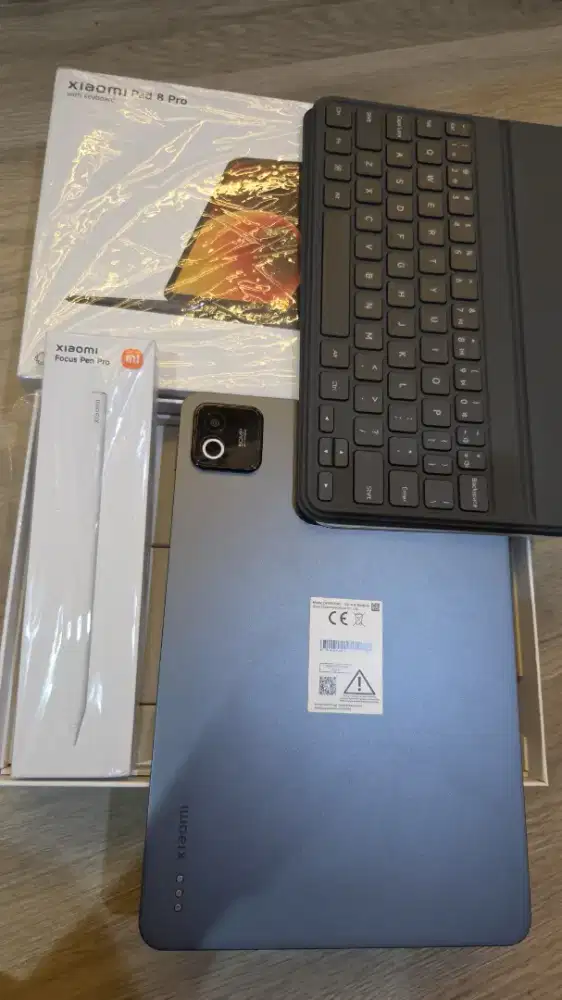 Xiaomi Pad 8 Pro 8/256 Fullset Keyboard dan penxil ori
