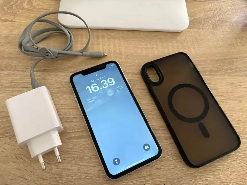 IPhone XR 64 All Operator Nett