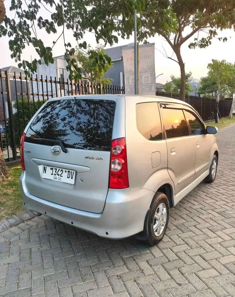 Daihatsu Xenia 2010 Bensin