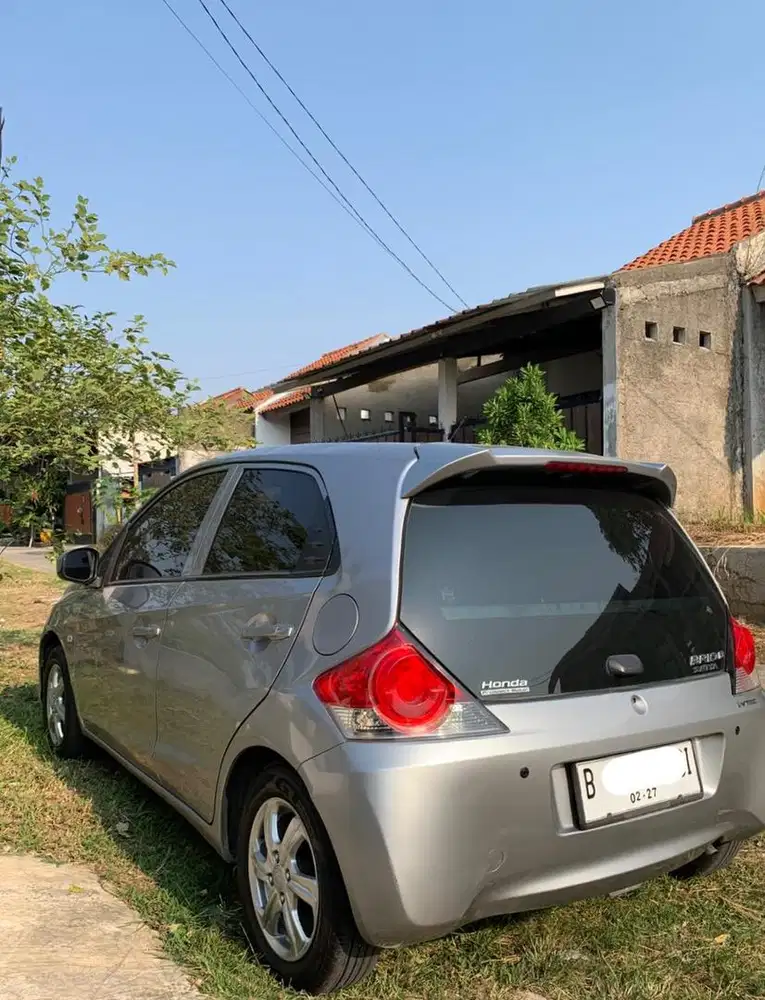Honda Brio Satya 1.2S MT CKD i-Vtec manual