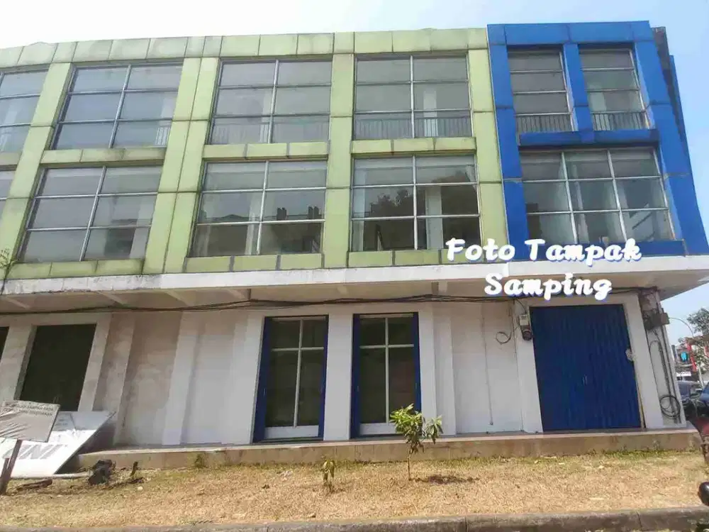Ruko Hook 3 Lantai siap pakai lokasi ramai dan strategis Grand Wisata tambun selatan bekasi