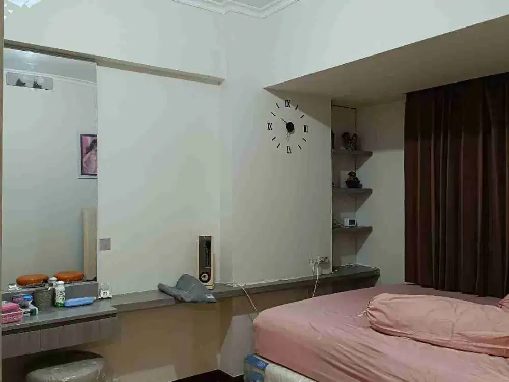 Waterplace 2BR semi furnish siap huni Pool view