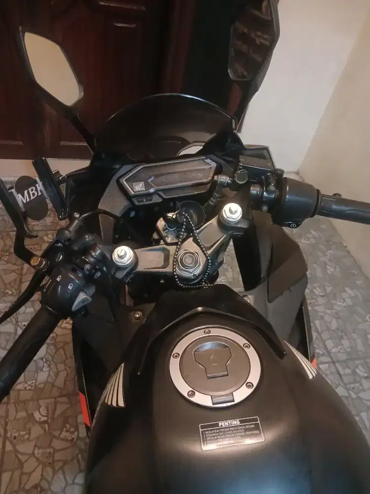 Honda CBR150R 2019 — Surat Lengkap, Langsung Pakai