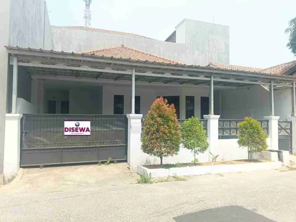 Sewa rumah siap huni 155m2 Komplek Tytyan Kencana samping Summarecon Bekasi