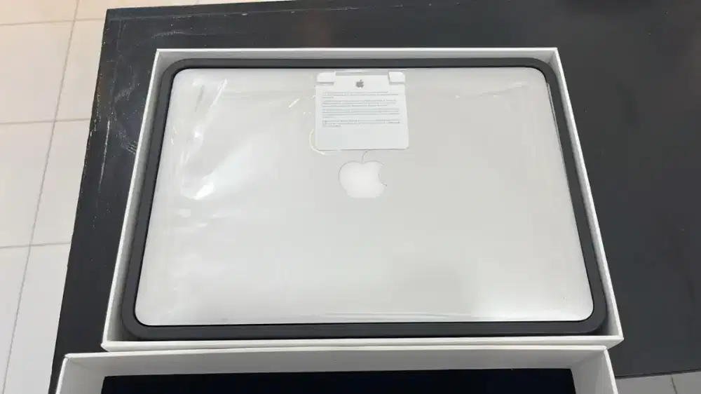 Jual MACBOOK AIR 2017 MULUS