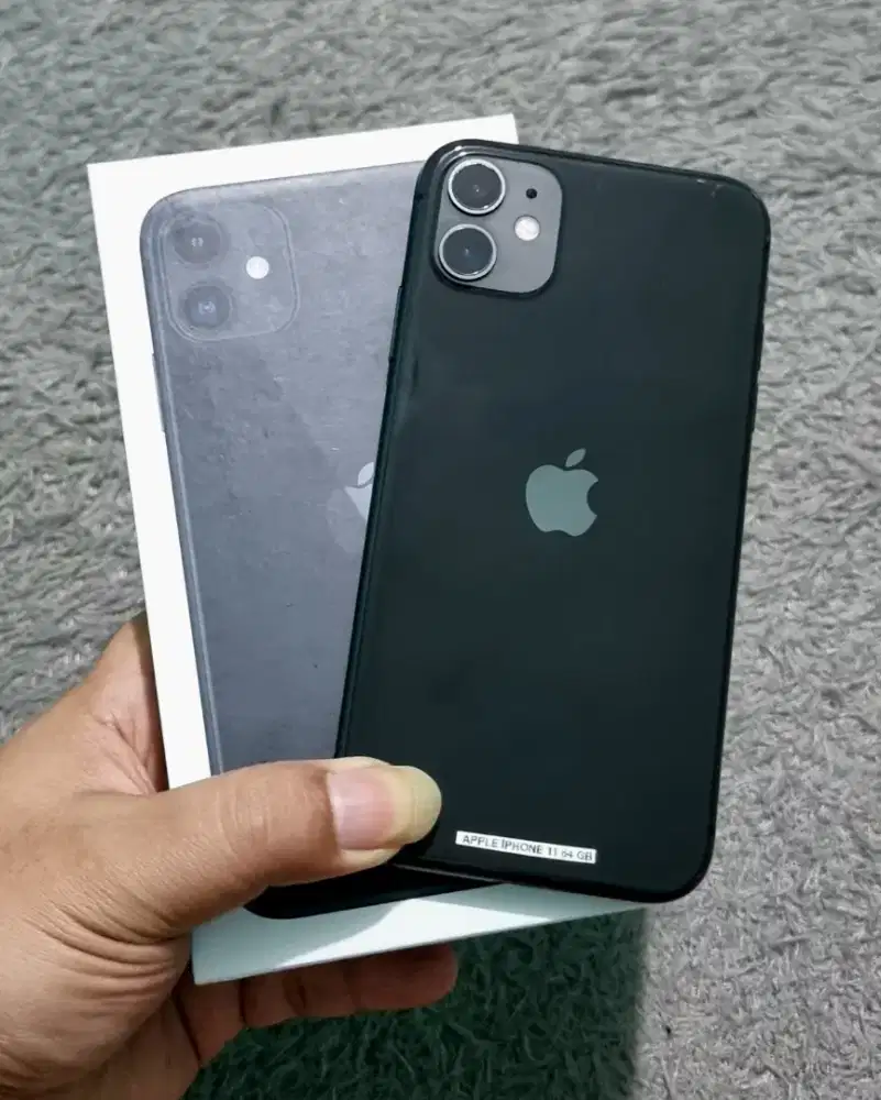 Iphone 11 64GB Murah Siap Pakai (Lokasi Cicaheum) Dibaca