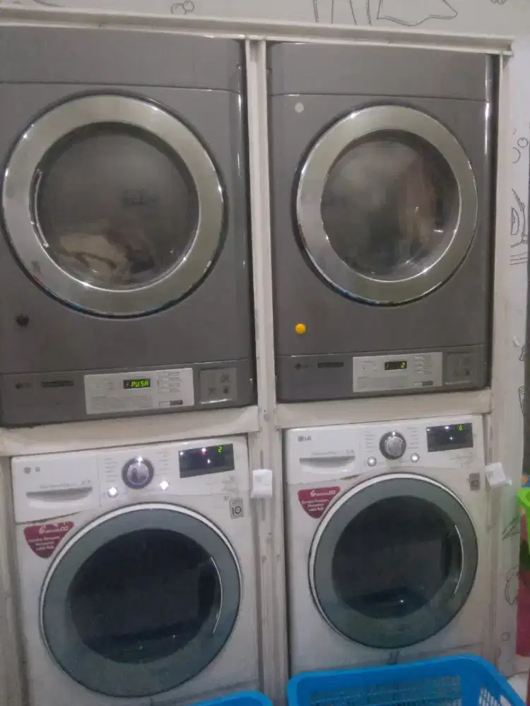 DICARI ADMIN SERABUTAN LAUNDRY AREA KUTISARI