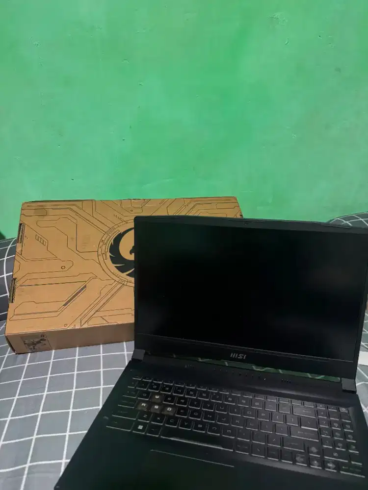 MSI BRAVO 15 (fullset)