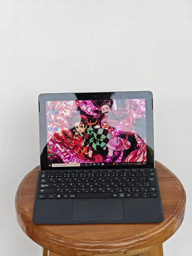 microsoft surface go ram 4gb storage 64gb cocok buat kerja ringan