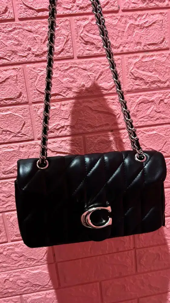 Tas Coach Warna Hitam