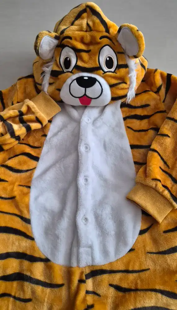 Baju kostum Harimau