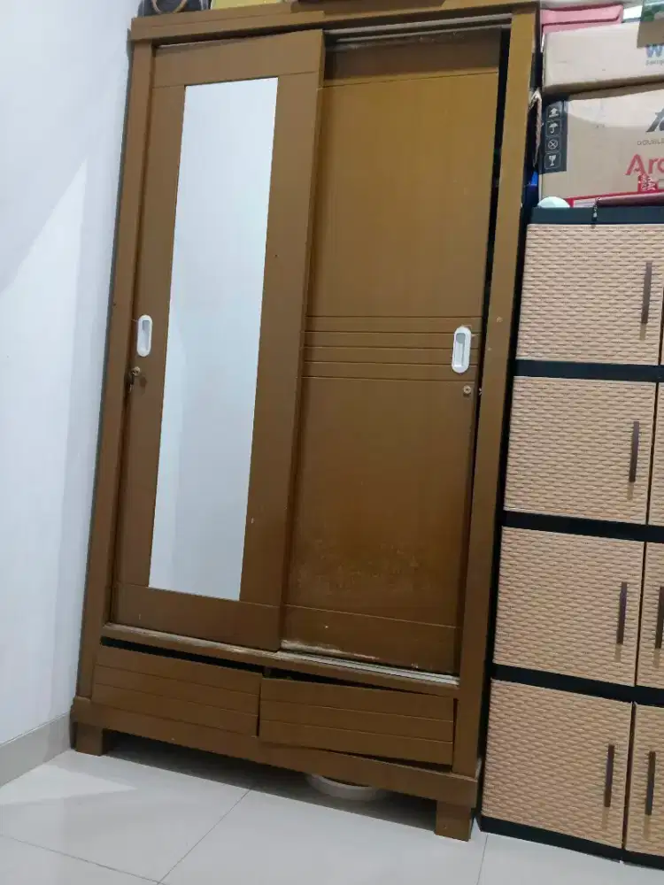 Lemari Pakaian Jumbo Murah