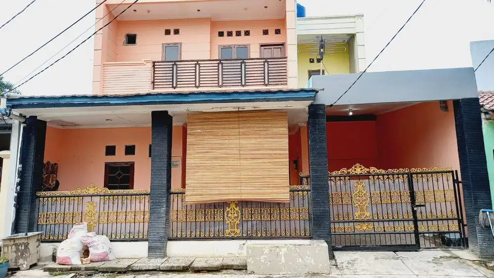 Dijual rumah 2 lantai ditambun selatan