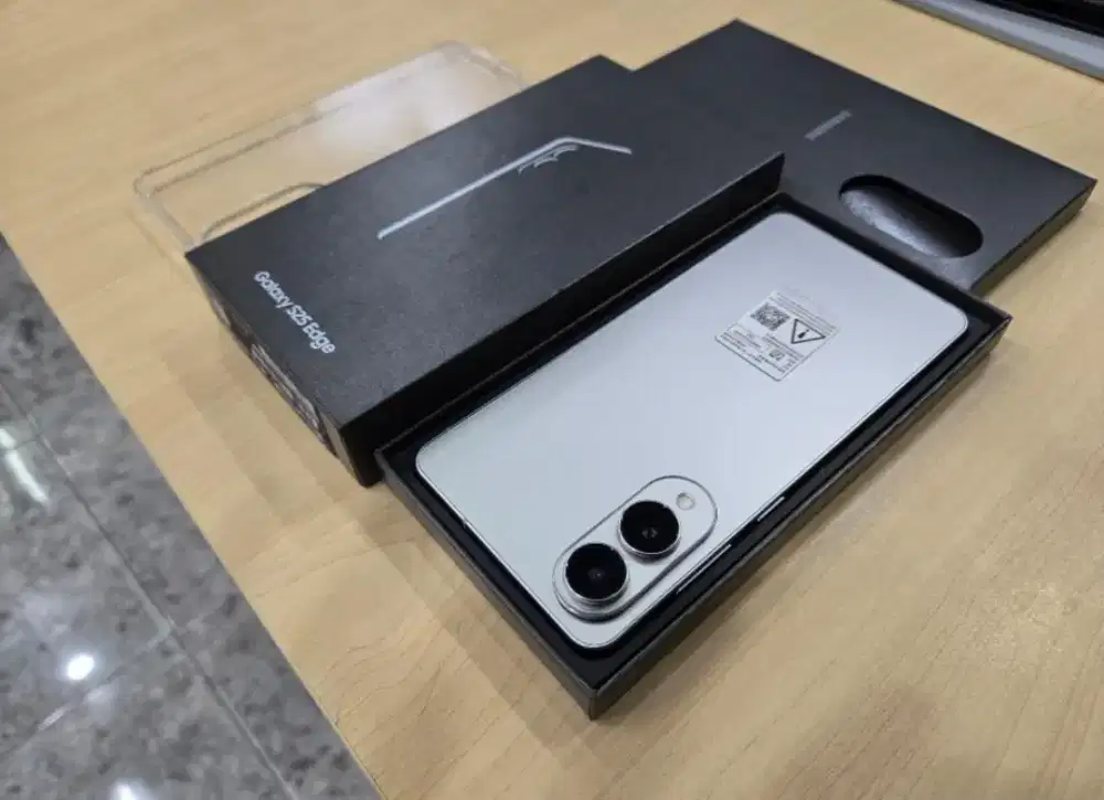 SAMSUNG S25 EDGE 5G 256 GB