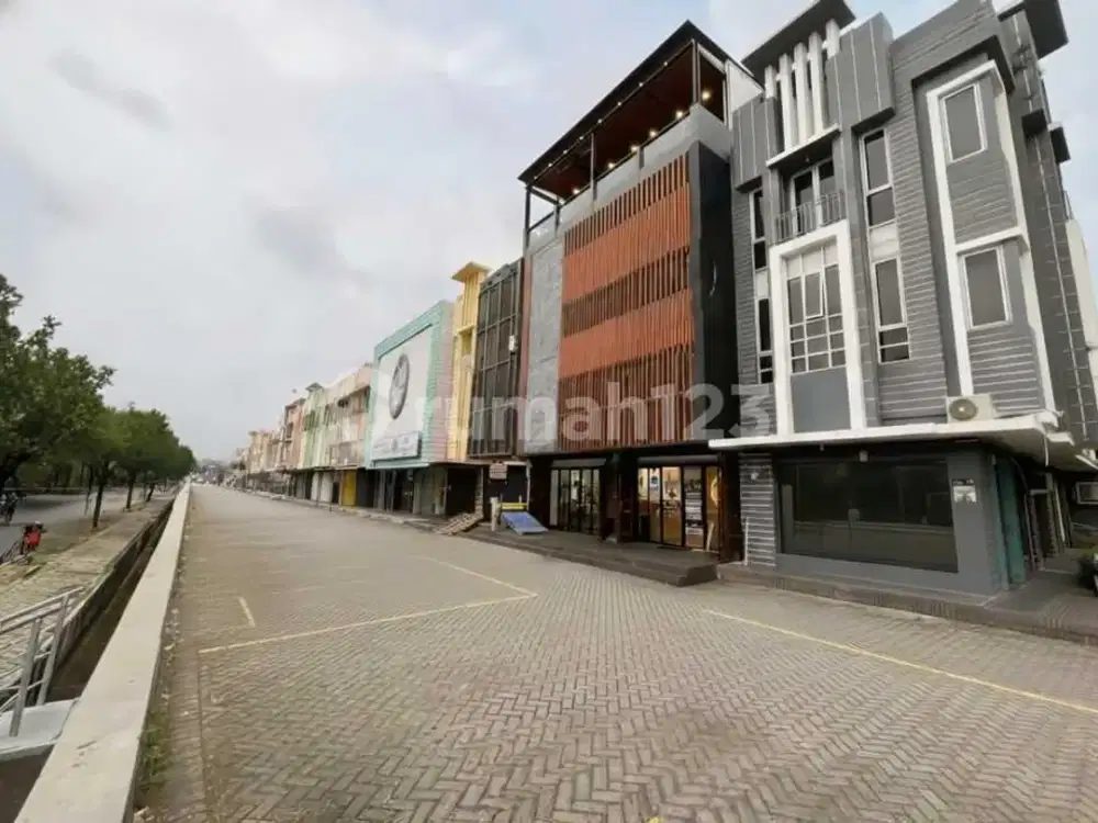 Ruko Gandeng Strategis City Resort Cengkareng Jakarta Barat.