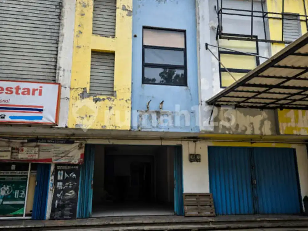 Ruko Edelwies Strategis, Poris Plawad, Cipondoh, Tangerang