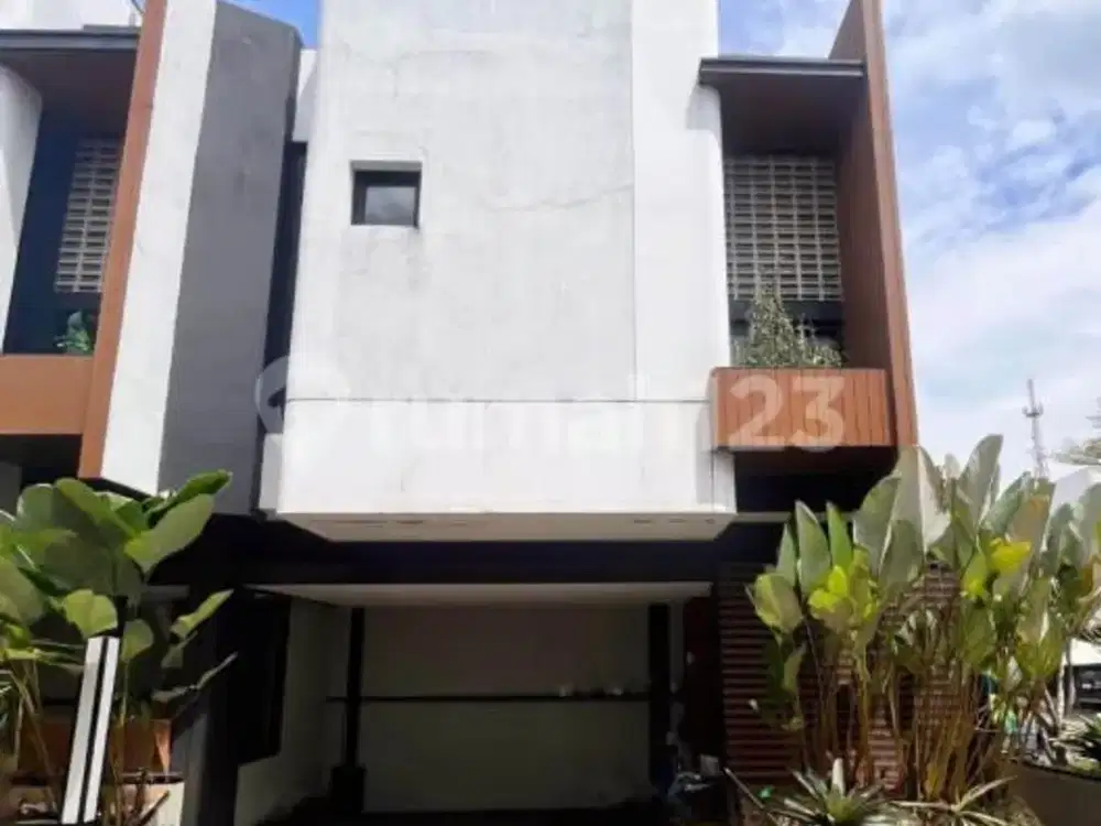 Rumah Strategis Bsd City, Dekat Kawasan Taman Tekno