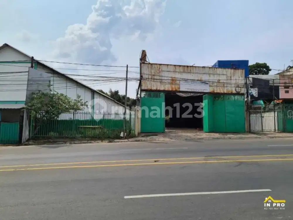 Tanah Jatiuwung, Tangerang Hadap Jalan Gatot Subroto