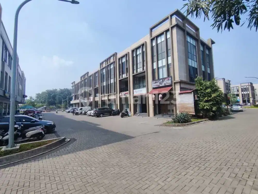 Ruko Strategis Depan Ice BSD Kawasan Premium!