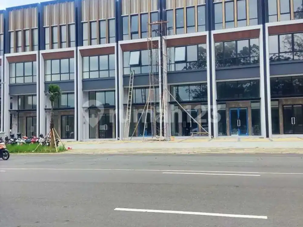 Ruko Baru Lantai di BSD Kencana Loka, Strategis