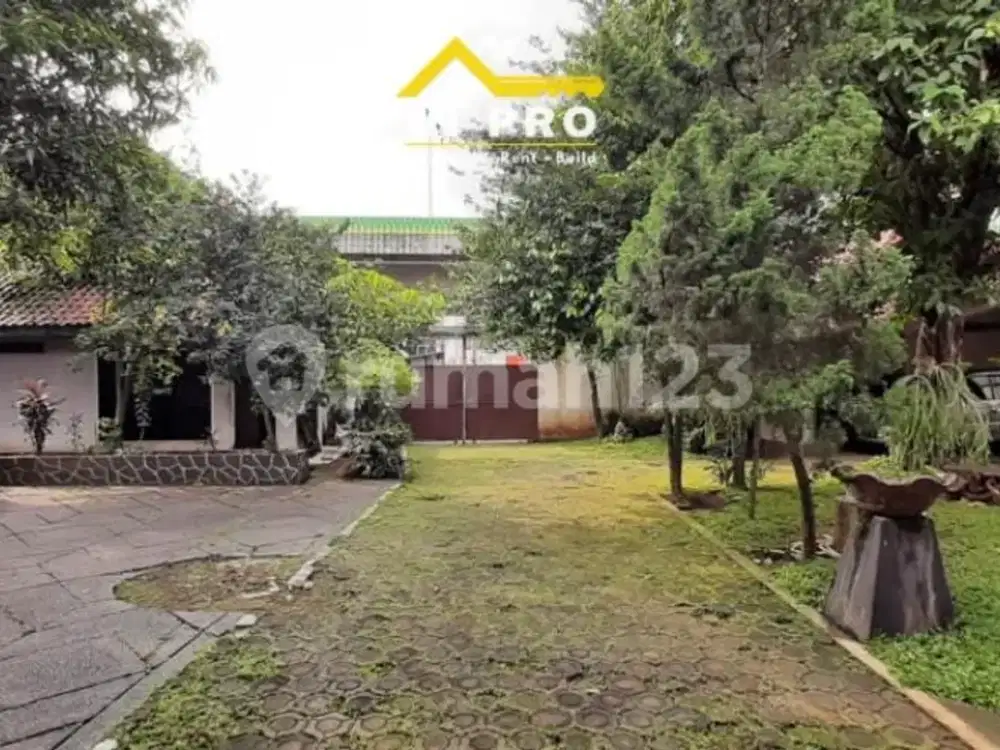 Tanah & Rumah Asri Cipulir Kebayoran Lama, Jaksel Hadap Jalan