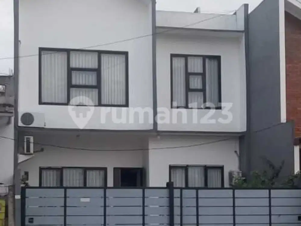 Rumah Mewah 2 Lantai Siap Huni di BSD Area!