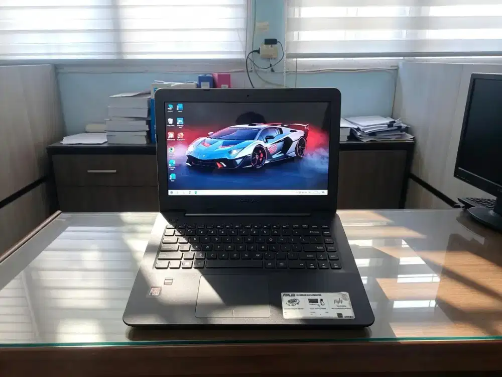 Laptop Asus AMD Radeon gaming editing 14 inch