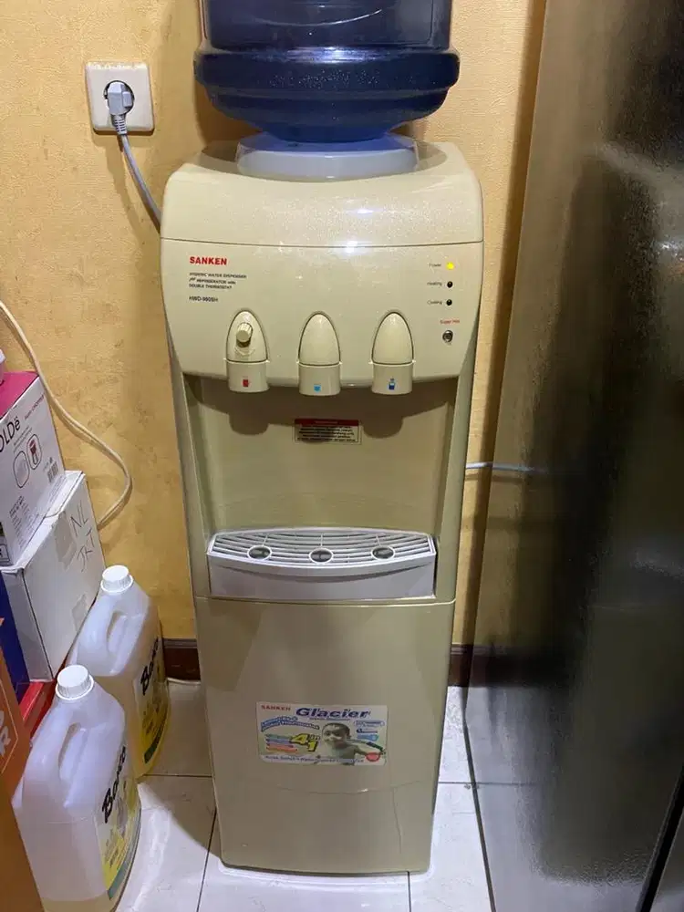 Jual cepat dispenser bisa air dingin dan panas