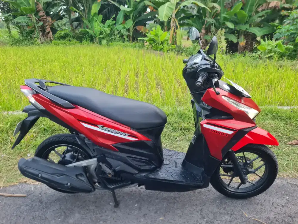 VARIO125 2015 CBS ISS