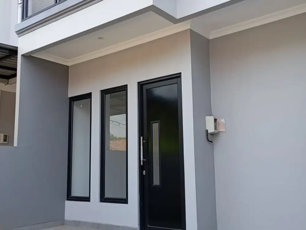 Rumah Brand New Semi Furished di KENCANA LOKA, BSD - 3+1 KT