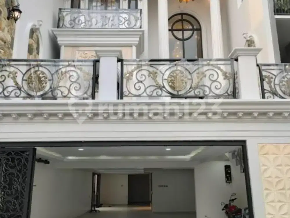 Super Luxury Modern House 4 Lantai + Rooftop dengan Private Pool di Lokasi Emas Mampang, Jakarta Selatan