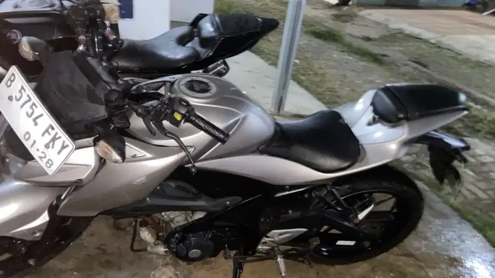 Suzuki gsx s150