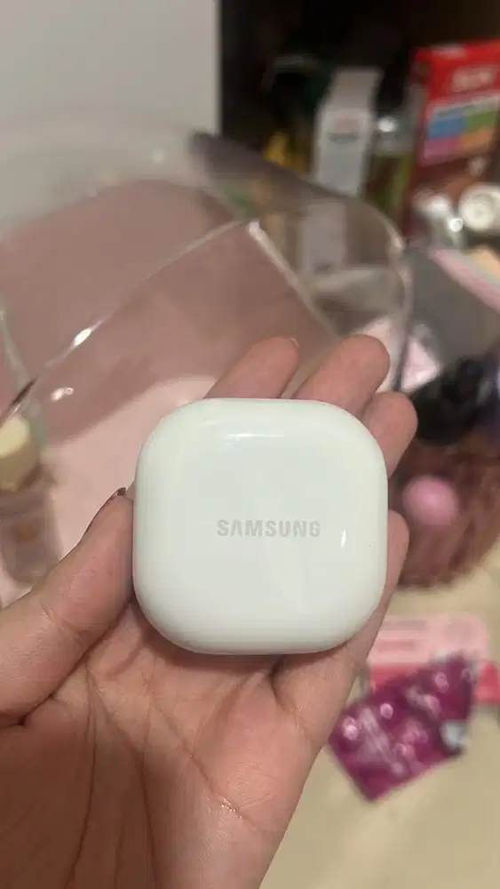 Samsung earbuds